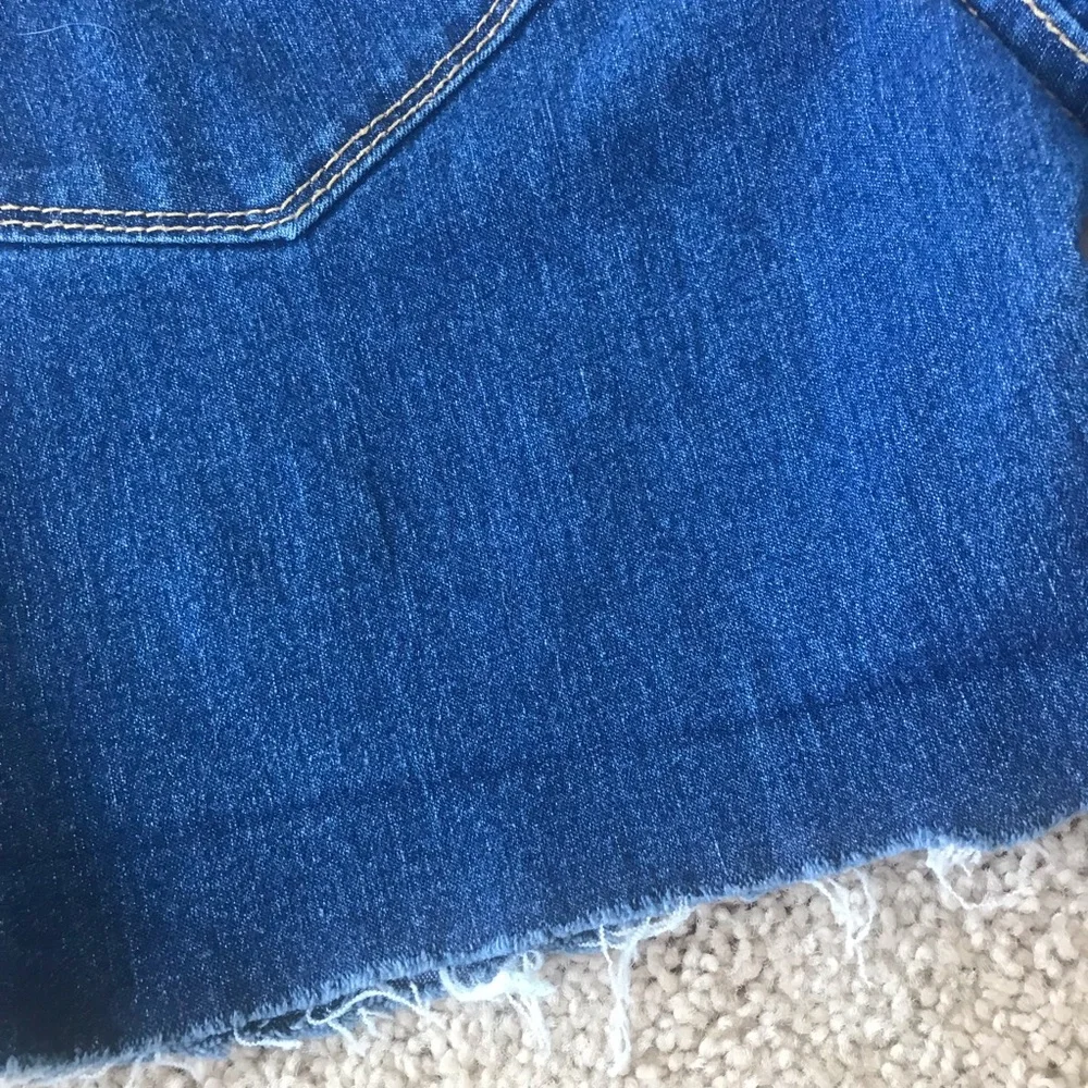 Old‎ Navy Diva shorts
